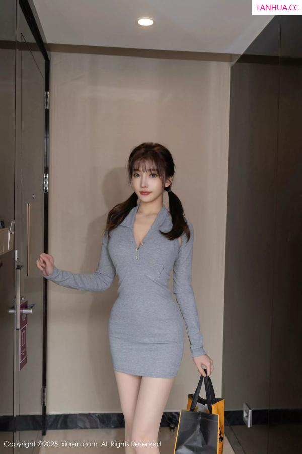 陆萱萱  [XiuRen]高清写真图 2025.03.20 No.10049 陆萱萱 灰色连衣短裙第2张图片